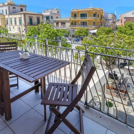 Talete, In Centro A 40 Mt Dalla - Pomelia Apartment