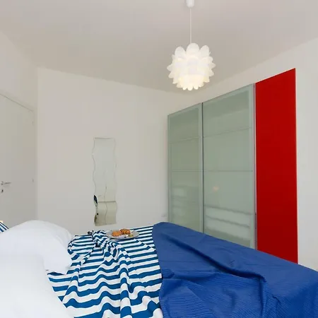 Talete, In Centro A 40 Mt Dalla - Pomelia Apartment Marina di Ragusa
