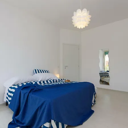Apartment Talete, In Centro A 40 Mt Dalla - Pomelia