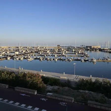 Talete, In Centro A 40 Mt Dalla - Pomelia Apartment Marina di Ragusa